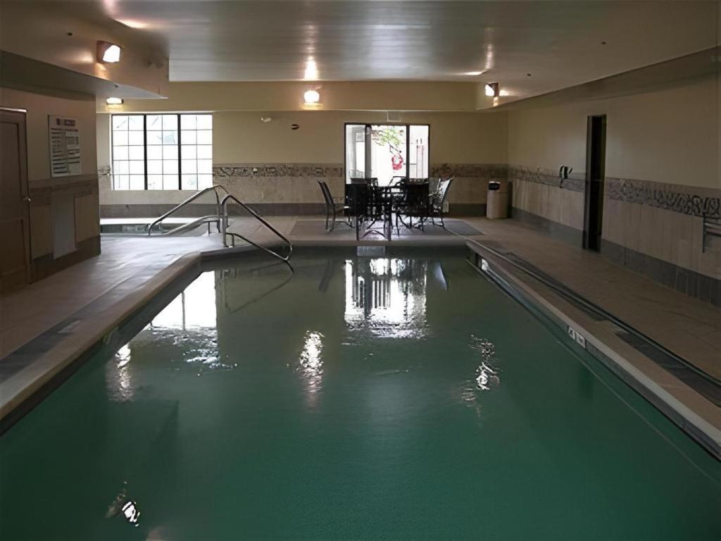 Holiday Inn Express Hotel & Suites Grand Island By Ihg Eksteriør billede