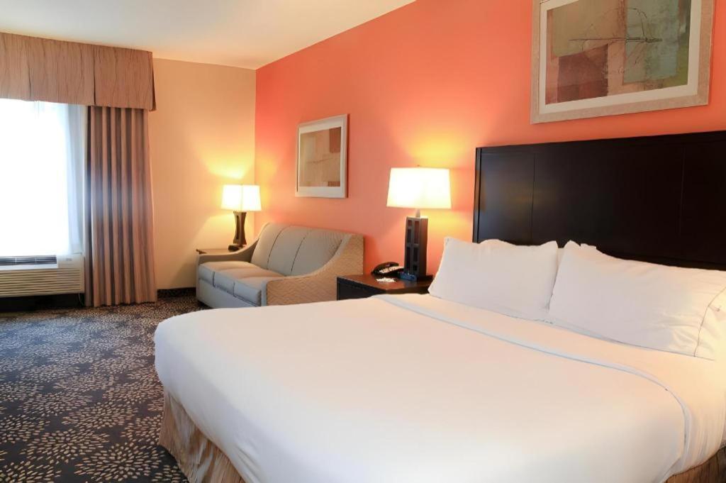 Holiday Inn Express Hotel & Suites Grand Island By Ihg Eksteriør billede