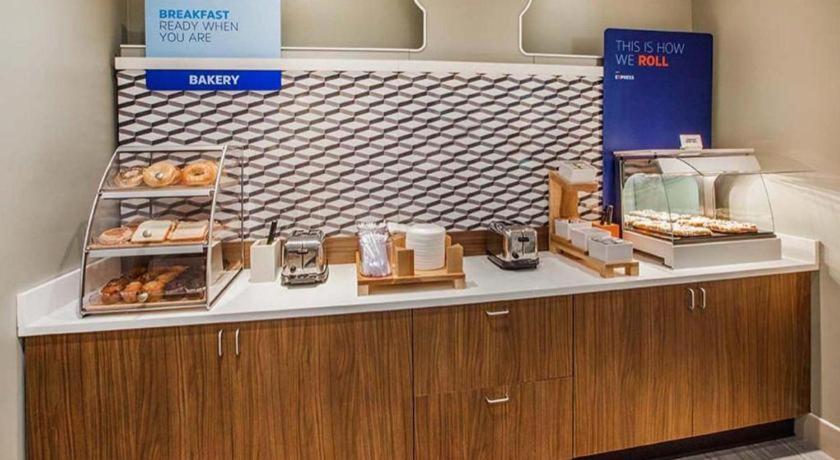 Holiday Inn Express Hotel & Suites Grand Island By Ihg Eksteriør billede